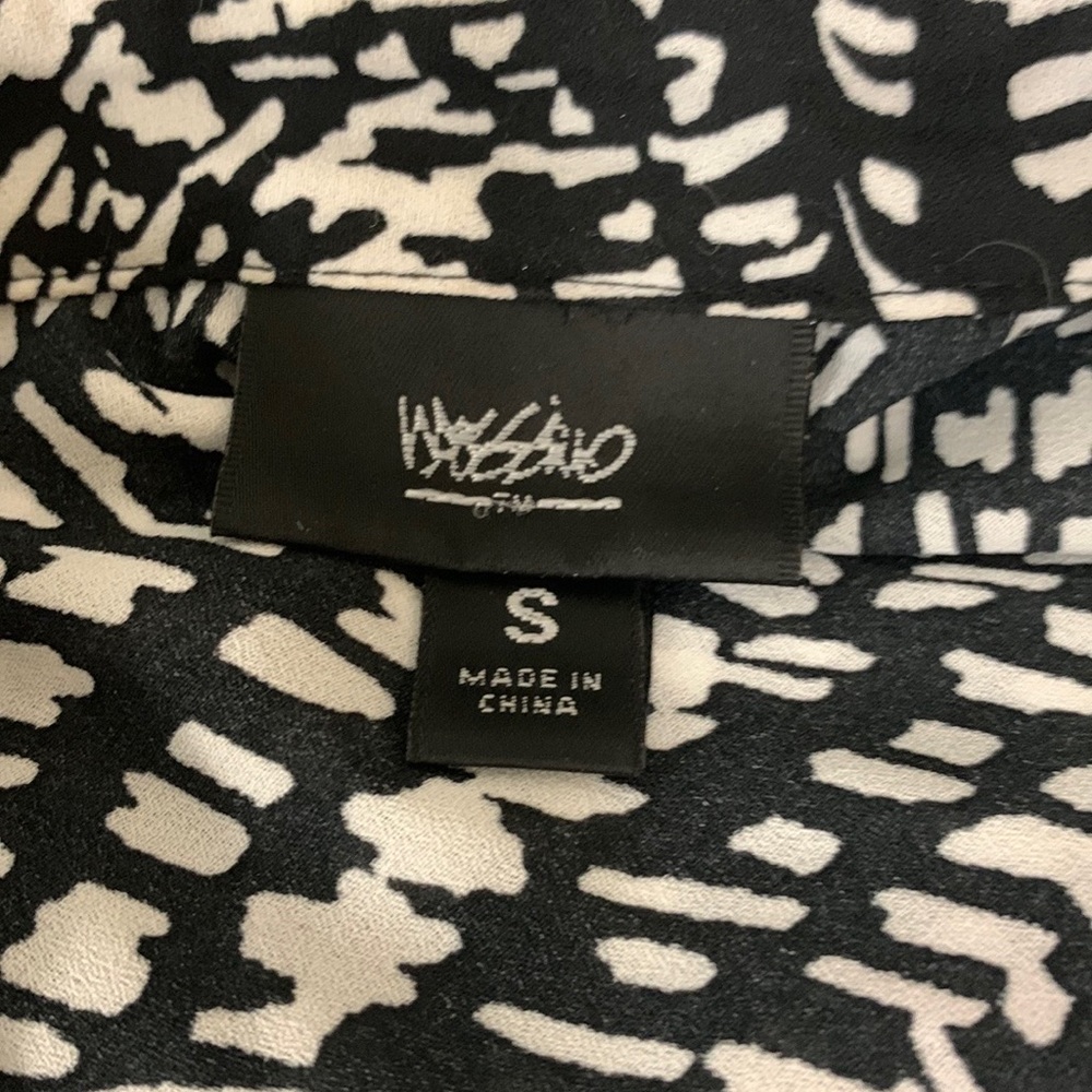 Black and white dress - Picture 12 of 12